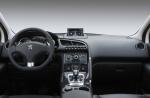 Peugeot 3008 HYbrid4 2010 года
